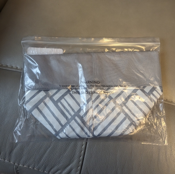 Small Reversible Bin - Picture 2 of 2